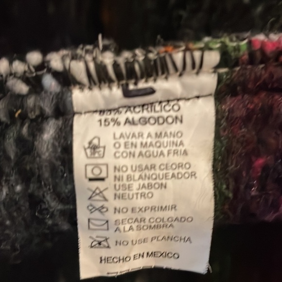 HOODIE Size Large - Picture 8 of 9